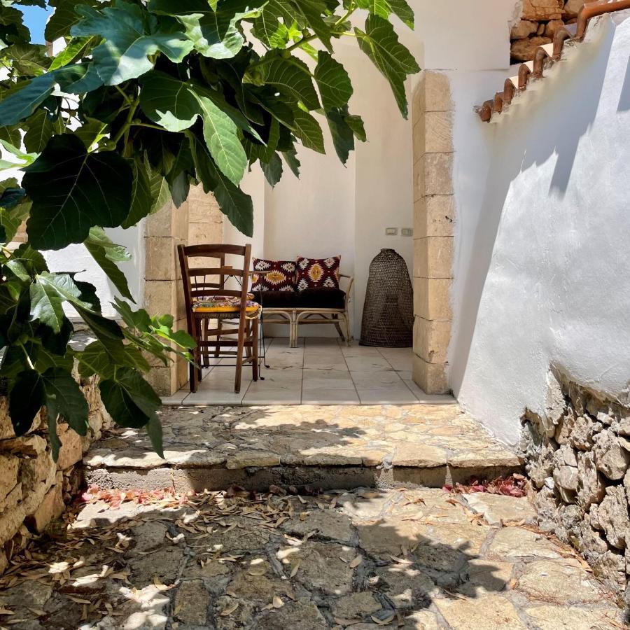 Casa Vacanze Capurre "Trulli E Pajare A Due Passi Dal Pizzo" Gallipoli Ngoại thất bức ảnh